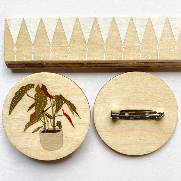 Begonia plant wooden brooch